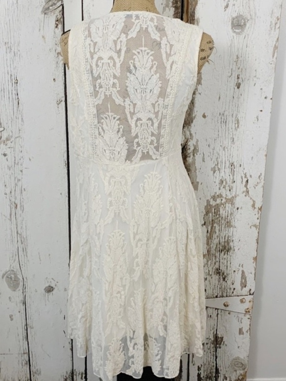 STUNNING Free People Cream Lace Mini Dress - Picture 3 of 7